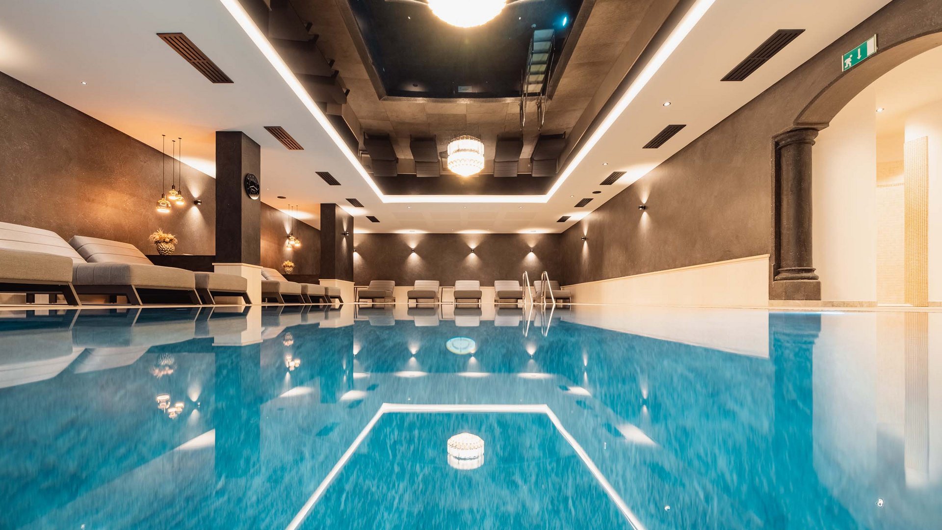 Rilassatevi in acqua nel nostro hotel a Merano con piscine